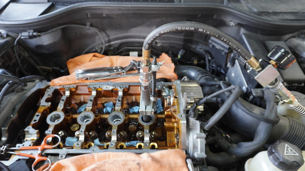 R56 バルブステムシール交換！！ bond MINI