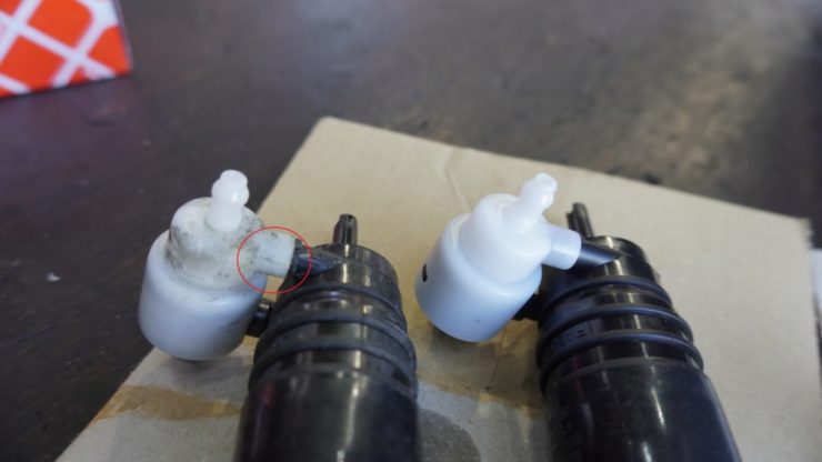 ミニ MINI F54 F55 F56 F60 F系 ウォッシャー液 漏れ ウォッシャーポンプ