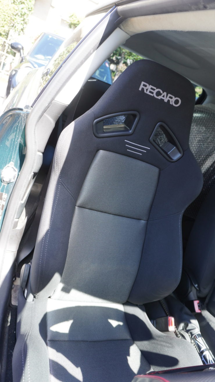 MINI ミニ R56 R55 R57 R58 R59 R60 R61 RECARO レカロ SR-7 GK100 バケット シート 交換 疲労 軽減 低減