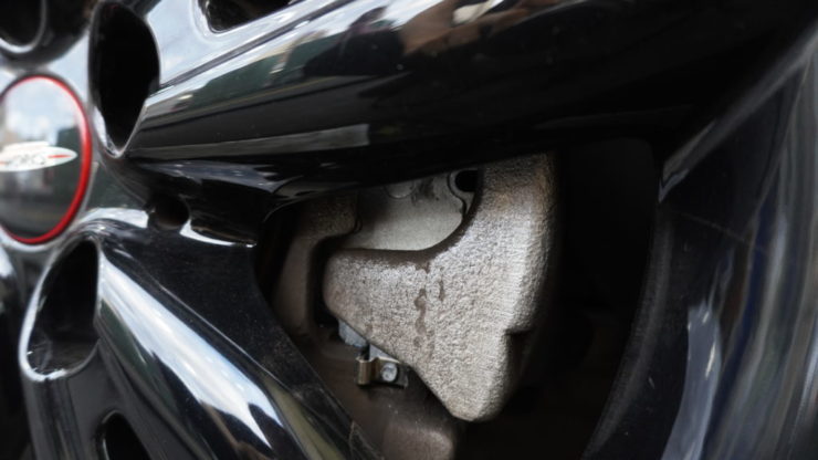 MINI ミニ F55 F56 F57 ブレーキ パッド 低ダスト mon ローター 攻撃性 低減