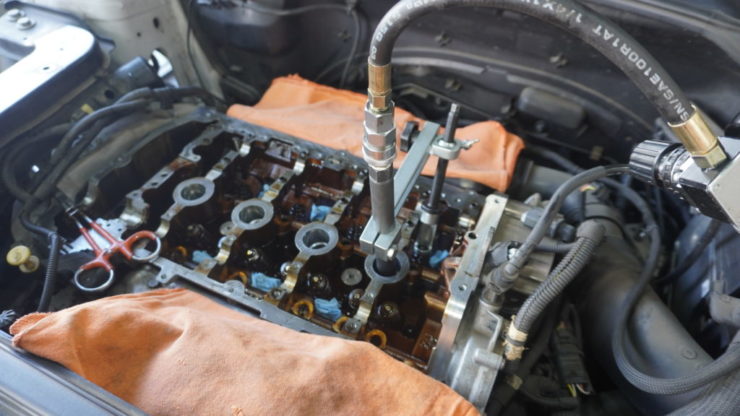 MINI ミニ R55 R56 R57 R58 R59 R60 R61 オイル 下がり 消費 バルブステムシール  交換