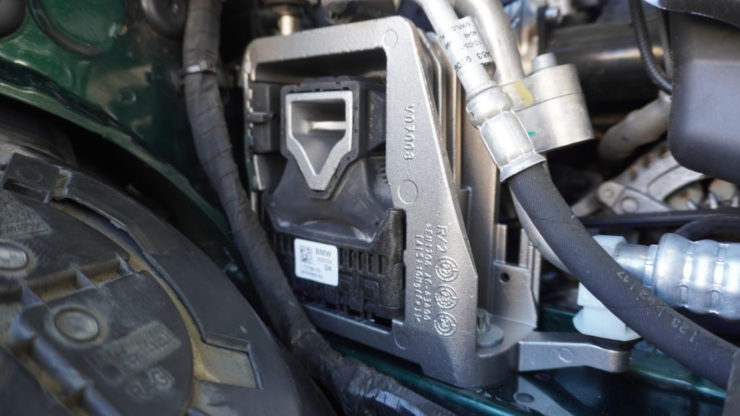 MINI ミニ F55 F56 F57 F系 クーパー S JCW MCB モーションコントロールビーム 上質な乗り心地 ボディ補強 エンジンマウント ペンドラムサポート 劣化 交換 振動 