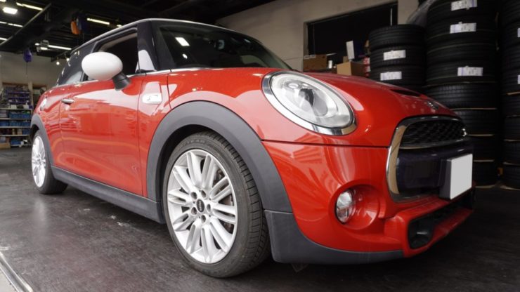 MINI ミニ F55 F56 F57 純正 アームレスト ひじ掛け 後付け