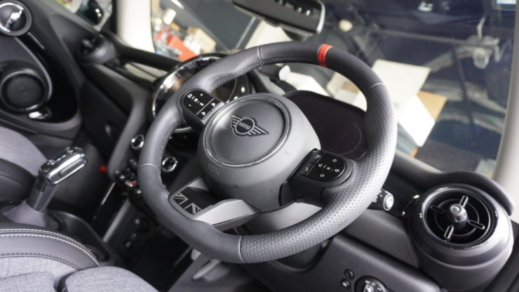 MINI ミニ F55 F56 F57 AMSECHS ステアリング 3Dデザイン スポーツペダル 取付