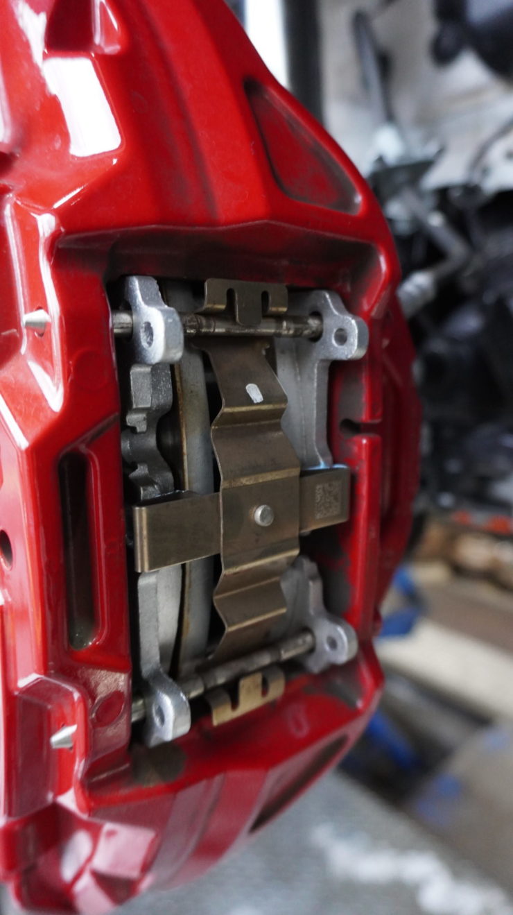 MINI ミニ F54 F55 F56 F57 F60 アイバッハ Eibach プロストリートS 車高調 ローダウン 純正 腰高 車高高い 乗り心地 低ダスト ブレーキパッド ホイール 汚れ