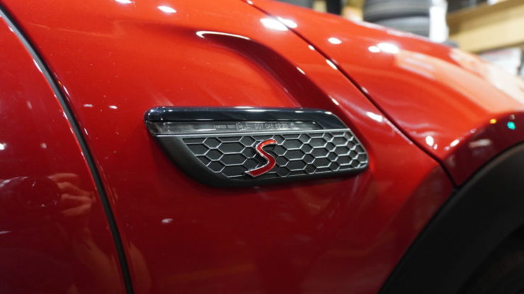 MINI ミニ F55 F56 ブラックアウト ウェストラインフィニッシャー ウィンドウモール ドアハンドル フューエルリッド LCI2 サイド ウィンカー ターンインジケーター フロント グリル フレーム