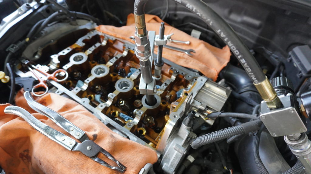 R56 バルブステムシール交換！！ bond MINI